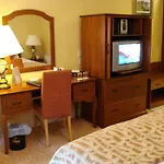 Ashlee Lodge