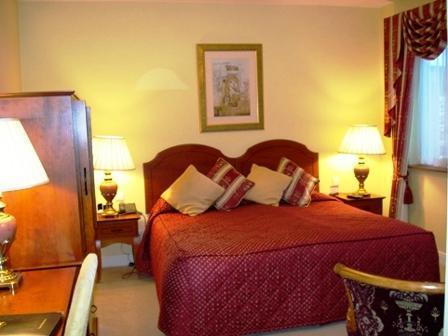 Ashlee Guest house